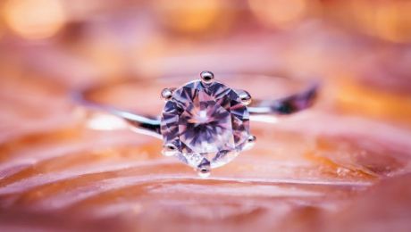 Care este diferența dintre diamant și briliant?