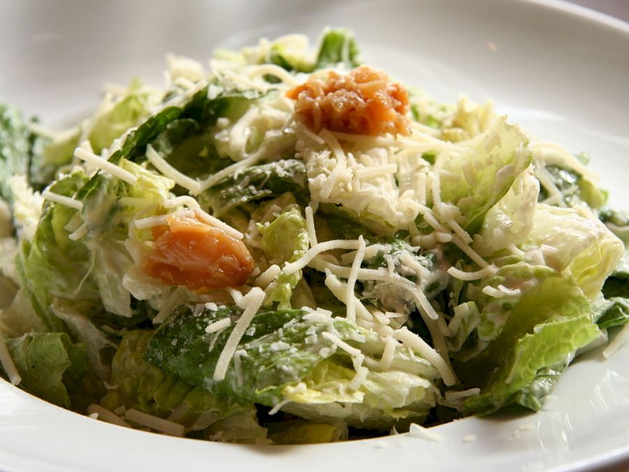 Caesar_salad_(2)