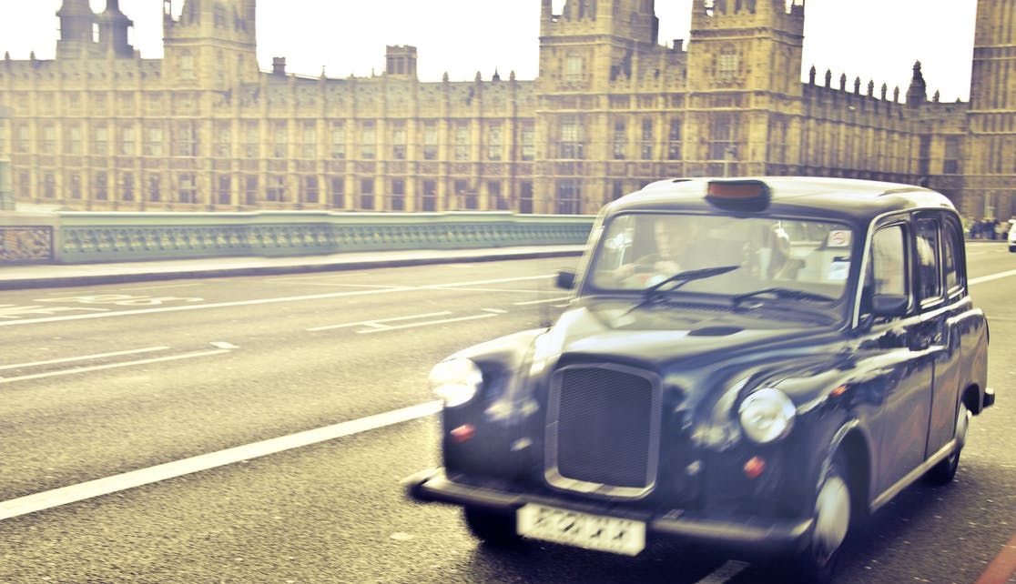 La Londra, taxiurile sunt negre