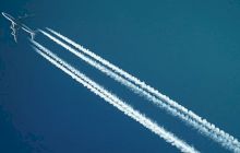 De ce avioanele lasă urme pe cer?