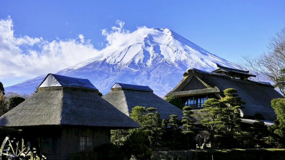 De ce Japonia se numește „Țara soarelui răsare”?