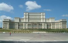 De ce Palatul Parlamentului se mai numește și Casa Poporului?