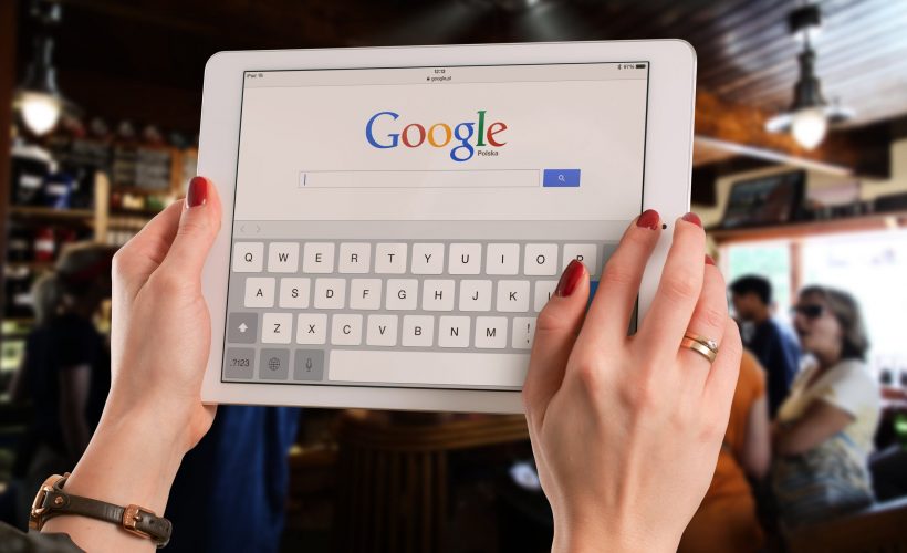Ce înseamnă Google? De unde vine denumirea de Google?