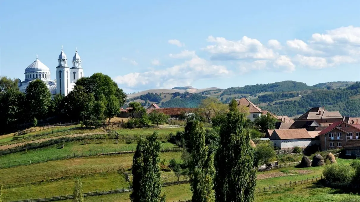 Care este cel mai mare sat din România? E mai mare chiar decât Bucureștiul!