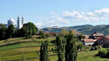 Care este cel mai mare sat din România? E mai mare chiar decât Bucureștiul!