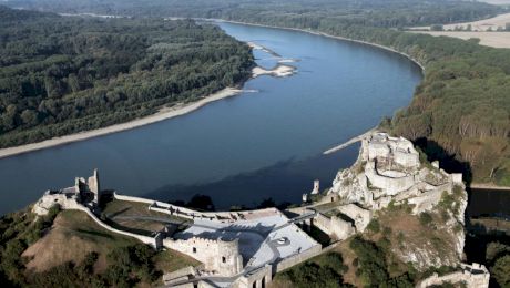 De unde vine denumirea de „Dunăre” și ce simbolizează ea?