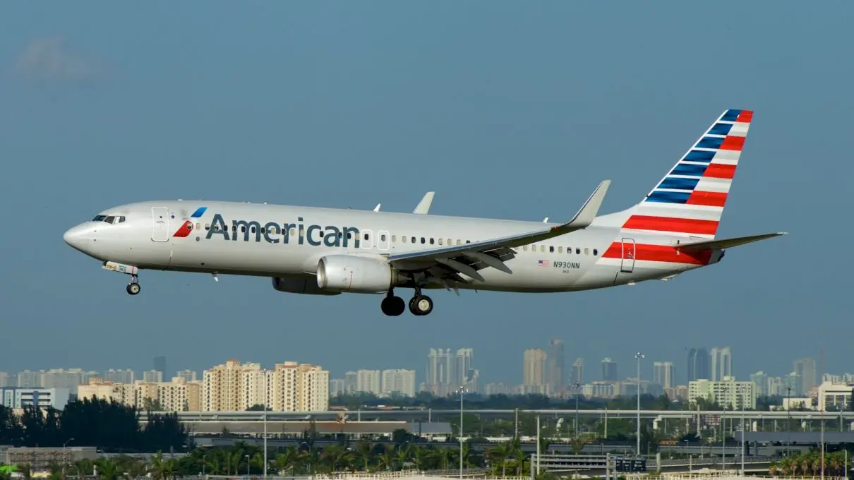 Cea mai tare tăiere de fonduri din lume! Cum a economisit American Airlines 40.000 de dolari într-un an