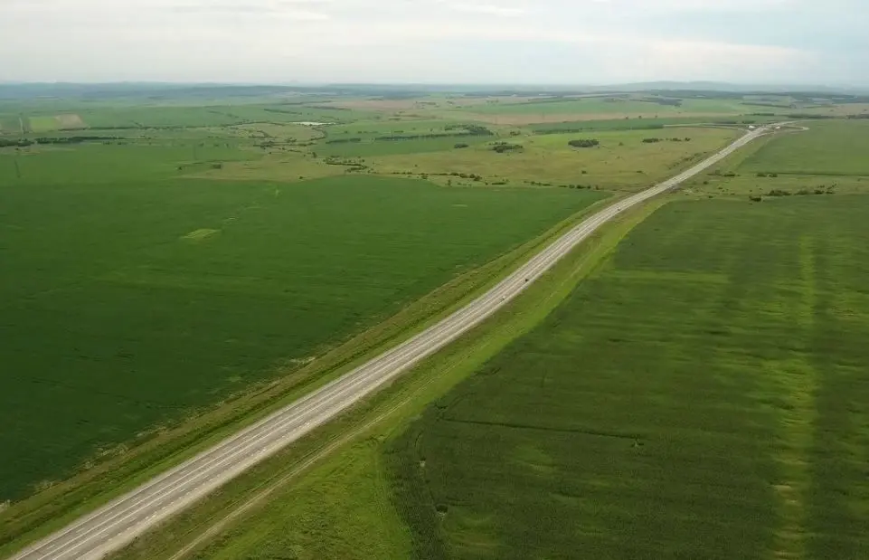 Care este cel mai drept drum din România și ce lungime are acesta?