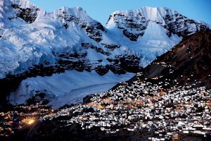 De ce locuitorii orașului La Rinconada din Peru nu pot părăsi urbea întreaga viață?