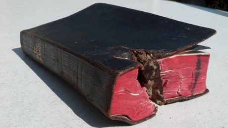 E adevărat că Biblia i-a salvat viața unui soldat pe câmpul de luptă?