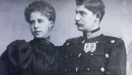 Cu cine s-a iubit Regina Maria a României chiar în Peleș: „Relația se consuma în faţa personalului palatului”
