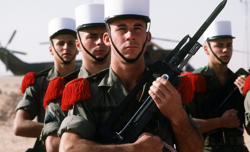 E adevărat că în Legiunea Străină, legionarii fac duș în 10 secunde?