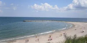 Declarațiile și deciziile iresponsabile riscă să blocheze sezonul estival 2026 pe litoralul românesc