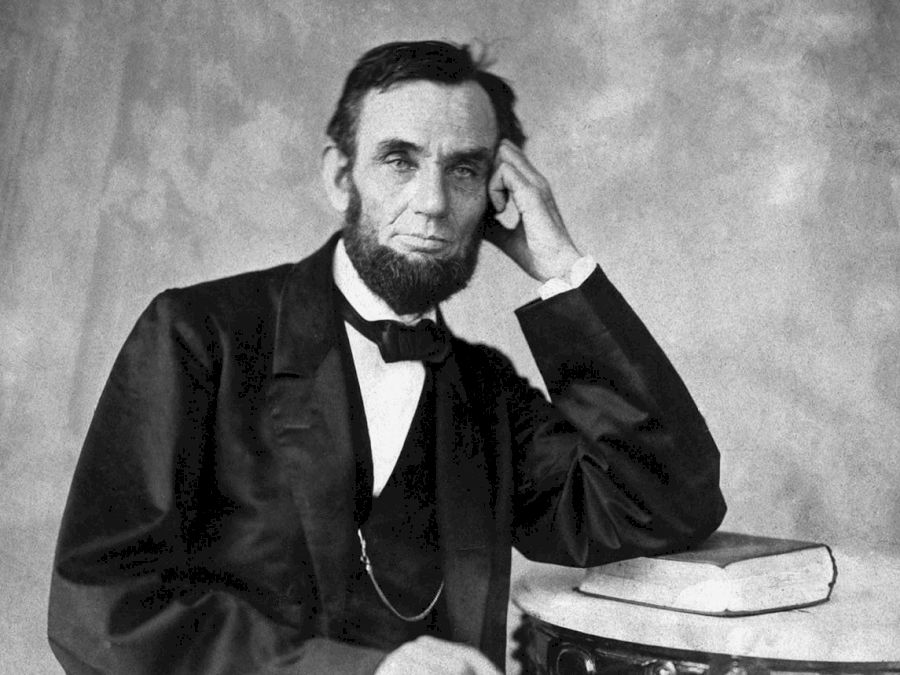 Abraham_Lincoln_O-74_by_Gardner,_1863_bw