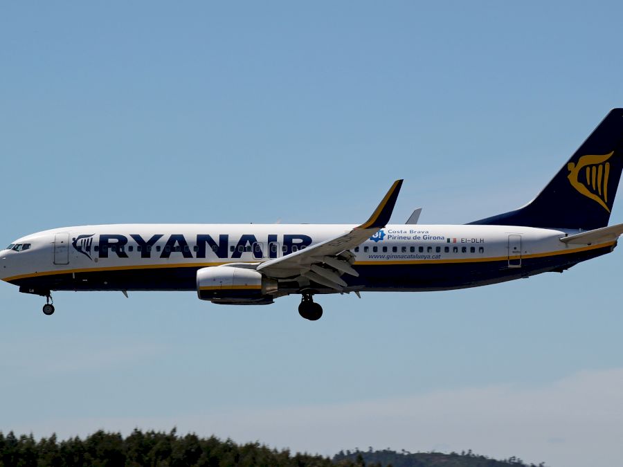 Ryanair_SCQ
