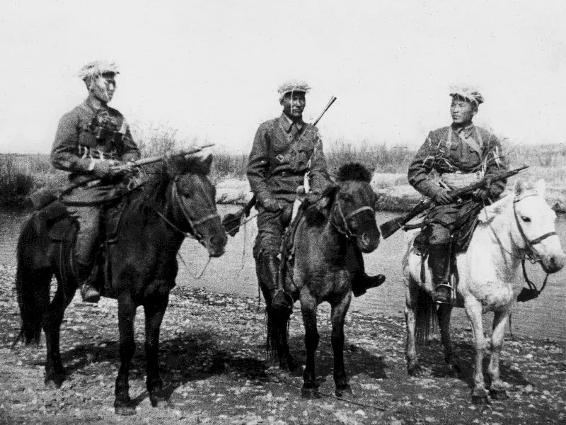 Cai versus blindate! Ce s-a întâmplat când o divizie de cavalerie a atacat o divizie de blindate în Al Doilea Război Mondial?