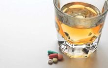 Ce se întâmplă dacă iei pastile și bei alcool? Curiozități despre alcool