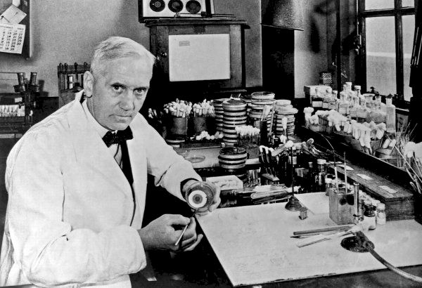 Sir Alexander Fleming.