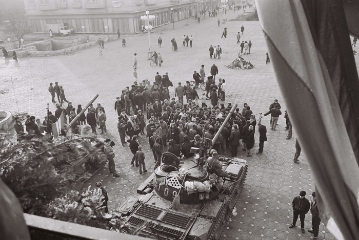 De ce Revoluția din 1989 ar fi început la Iași și nu la Timișoara?