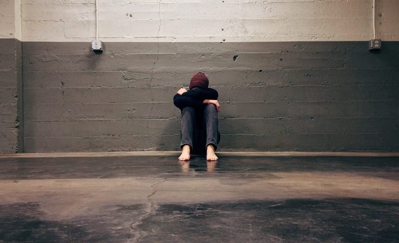 Ce înseamnă bipolar? Cum se manifestă tulburarea bipolară?