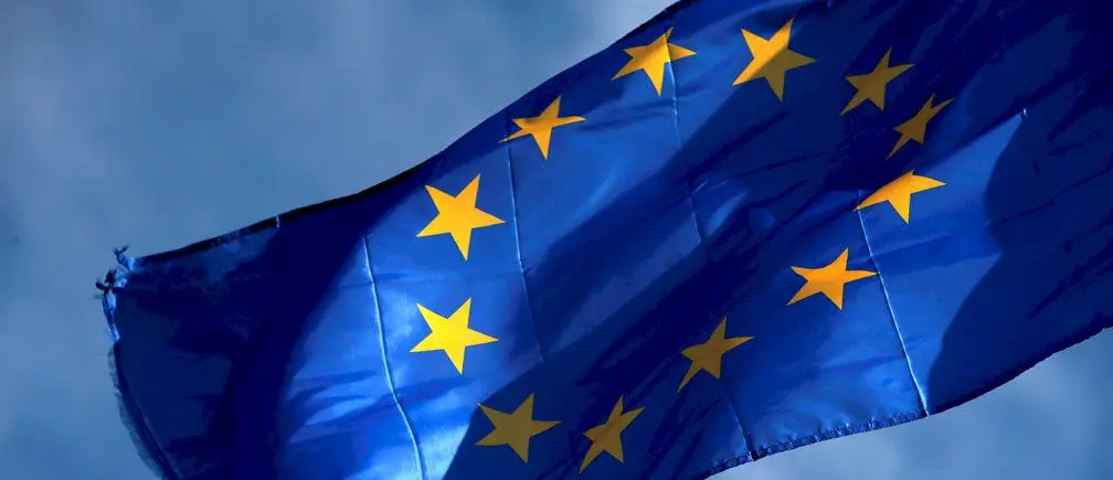 E adevărat că Uniunea Europeană se întinde pe cinci continente?