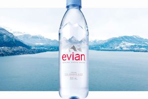 De ce este apa Evian atât de scumpă?