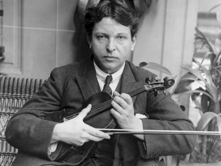 George-Enescu-1-1068x835