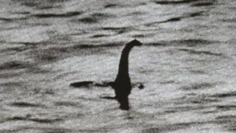 Este adevărată fotografia monstrului din Loch Ness? Care este povestea imaginii?