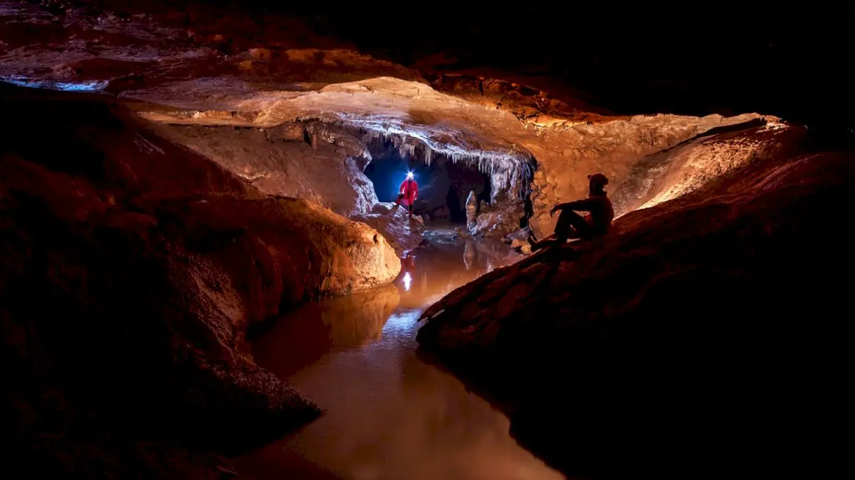 Care este cea mai mare peșteră din România?