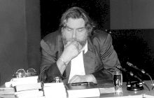 Premoniția lui Adrian Păunescu despre cazul Deveselu: poezia „Mortul învingător”