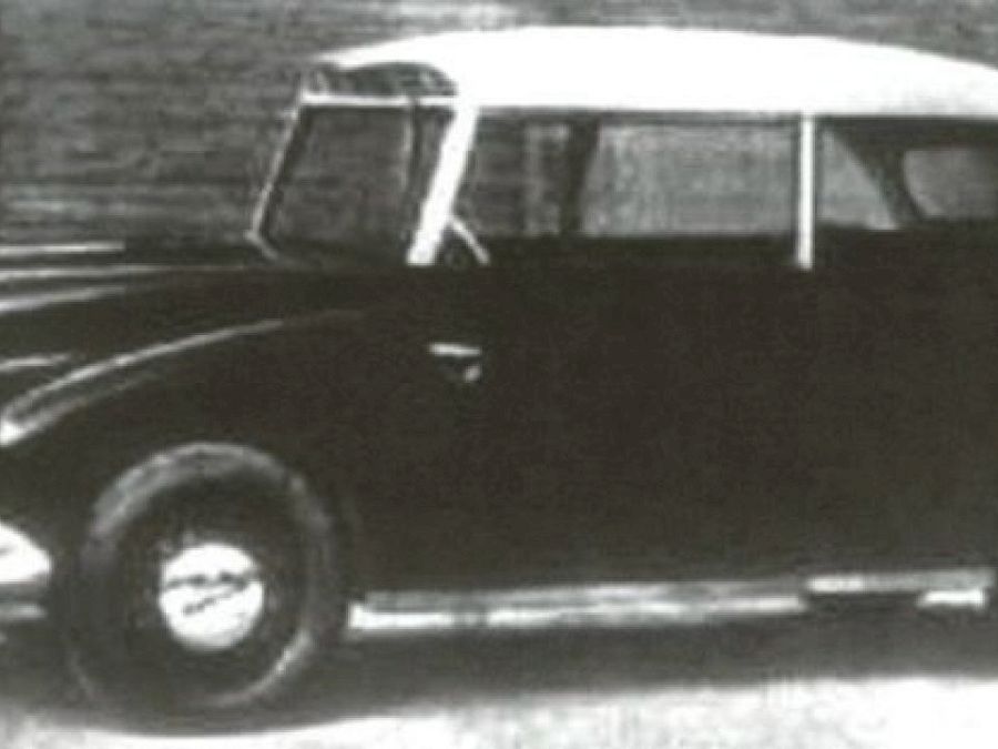automobilul-malaxa-1c-1280x720