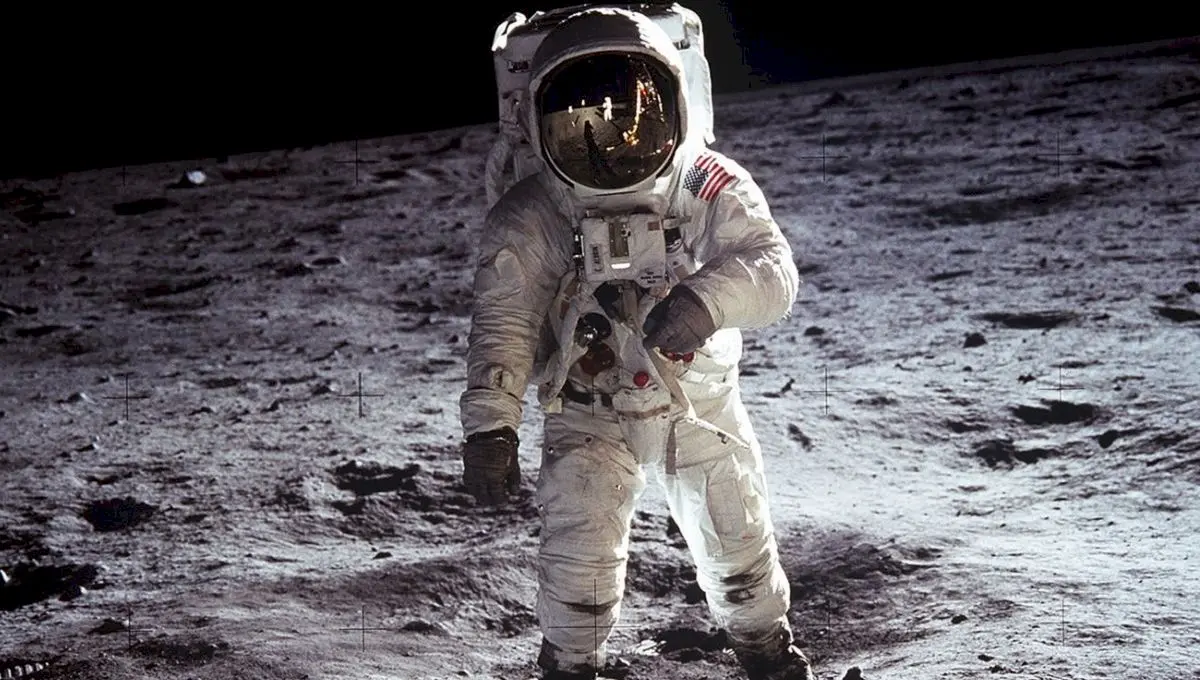 Cine a fost primul om care a ajuns pe lună? Cât timp a stat acolo?