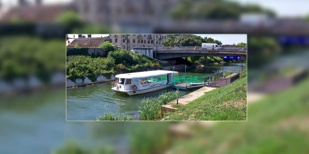 Care este singurul oraș din România cu transport public pe vapor?