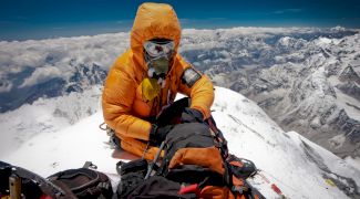 „Doar bogații urcă pe Acoperișul Lumii!” Vrei să urci pe Everest? Ce taxă trebuie să achiți autorităților din Nepal?
