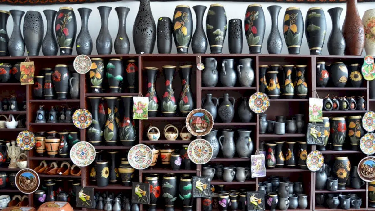 Este adevărat că România e singurul loc din Europa unde se produce ceramică neagră?
