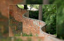 De ce în Marea Britanie multe ziduri au fost construite „ondulat”?