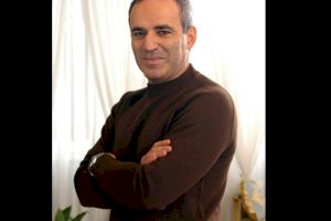 Cum a bătut Gari Kasparov computerul la șah, în anul 1996?