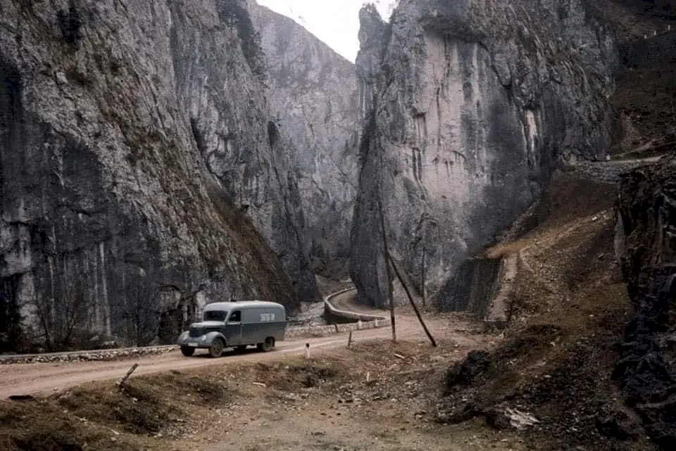 Cum arătau Cheile Bicazului în anii ’60?