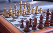 Cum se mută piesele la șah? Cum se poate termina un joc de șah?