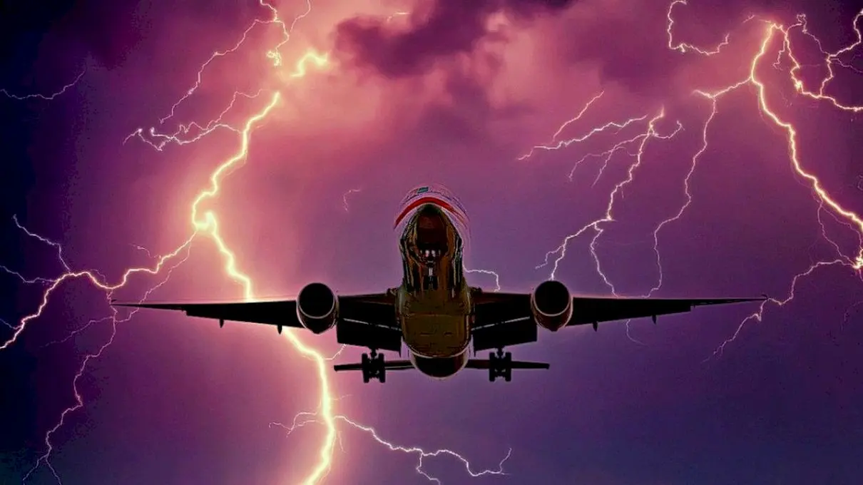 Cum arată ploaia văzută din avion? Cum arată ploaia noaptea?