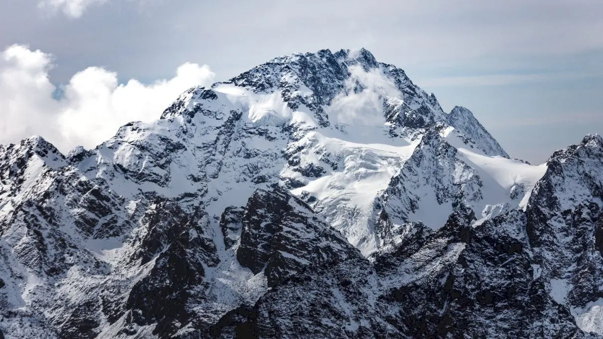 Cum a fost descoperit Mont Blanc, cel mai înalt vârf din Europa de Vest?