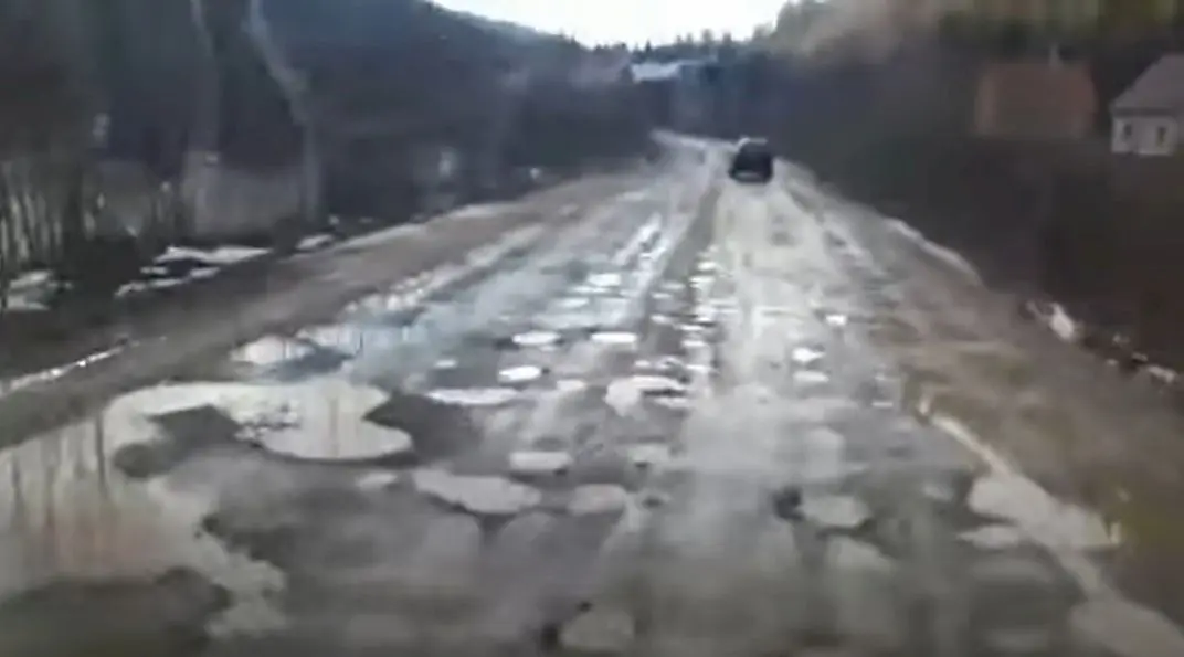 Cum arată cel mai prost drum din România? Unde se află acesta?