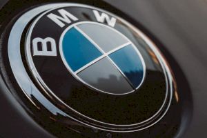 Ce înseamnă BMW? De la ce vine acronimul BMW?