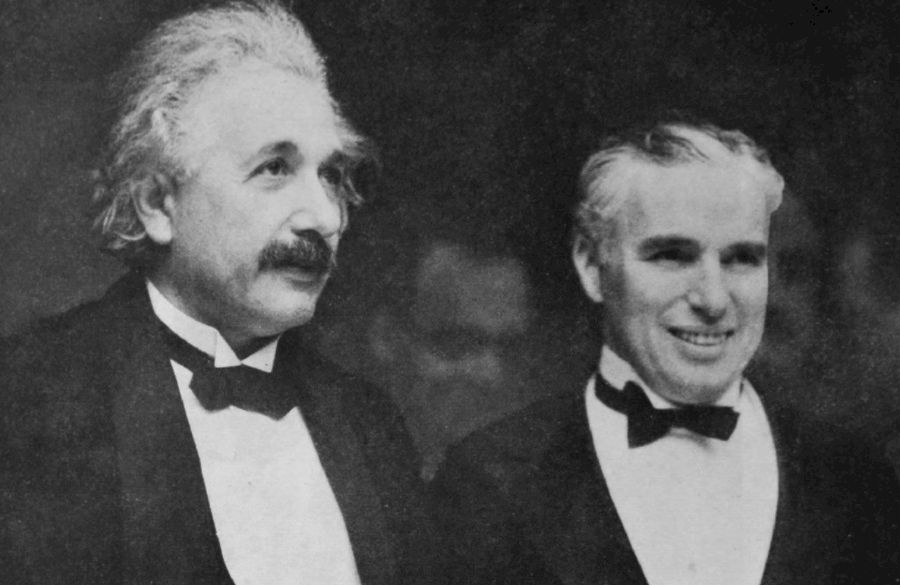 Albert Einstein si Charlie Chaplin
