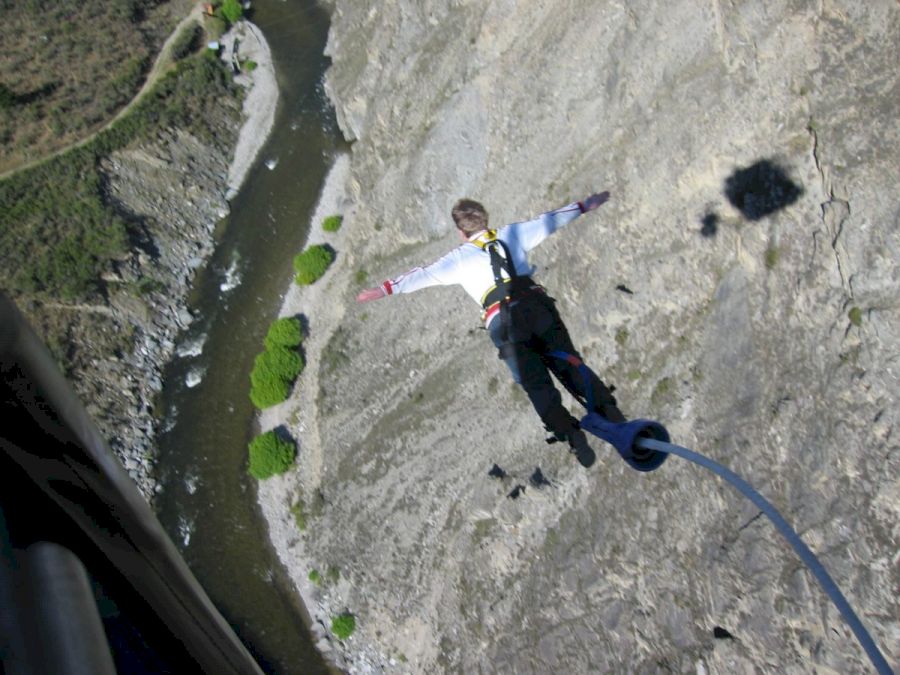 Jump_from_nevis_bungee_platform