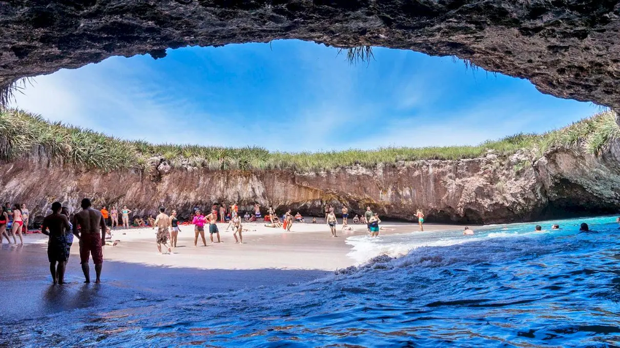 Cum arată Plaja Ascunsă din Mexic?