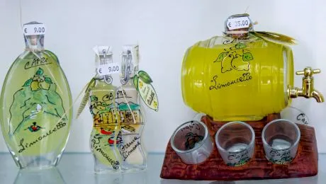 Ce este limoncello și cum îl consumă italienii?