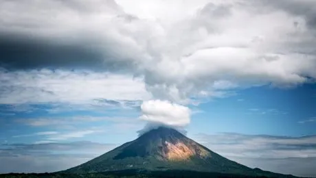 Care este țara cu cei mai mulți vulcani activi din lume?