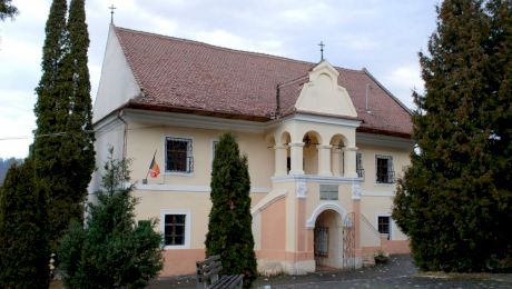 Care a fost prima școală din Țările Române?