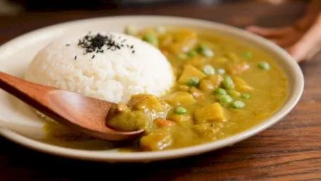 Ce este curry? Condiment sau fel de mâncare de tip occidental